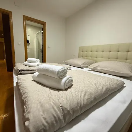 Radobolja Luxury * Ilici